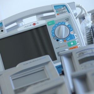 Desfibrilador/cardioversor com monitor multiparâmetro e marcapasso preço','Detector fetal a prova d'água