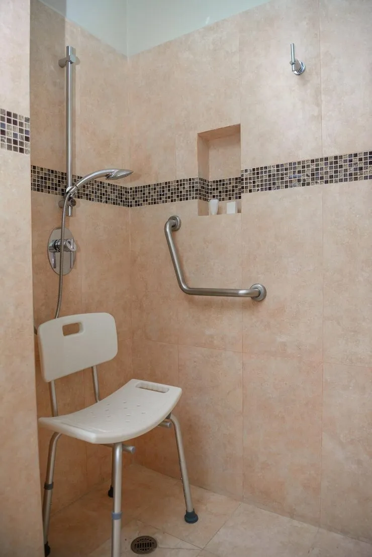 cadeira de banho em alumínio